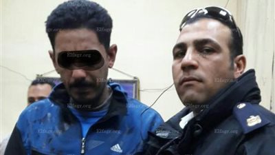 مطاردة بين ضابط ولص هواتف محمولة تنتهي بالقبض عليه في الإسكندرية (صور)