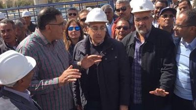  وزير الإسكان: إنهاء المعالجة الثنائية بمحطتي كيما 1 و 2 نهاية مارس المقبل