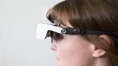 شركة كندية تقدم تقنية ثورية لمساعدة المكفوفين على الرؤية (فيديو)