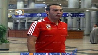 علي ماهر يجتمع بجهاز منتخب 2002.. ويتحفظ على قرار الجبلاية