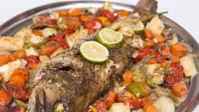 حصتان من الأسماك تخلصانك من أضرار الوجبات السريعة التى تضعف المناعة