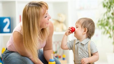 دراسة.. أطفال الأمهات كبار السن أكثر ذكاءً من أقرانهم