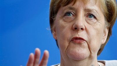 ميركل تؤكد ضرورة التعاون مع روسيا في محاربة الإرهاب