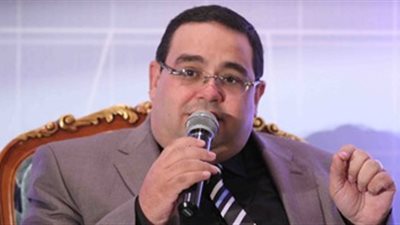 خبير اقتصادي: 13 مليار دولار حصيلة البنوك منذ قرار تعويم الجنيه 