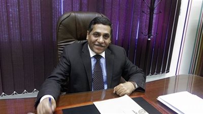 عميد تربية الأزهر يشيد بالتزام طلاب التأهيل التربوي  