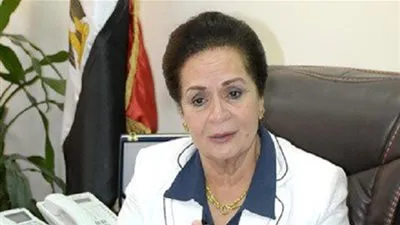 نادية عبده: 