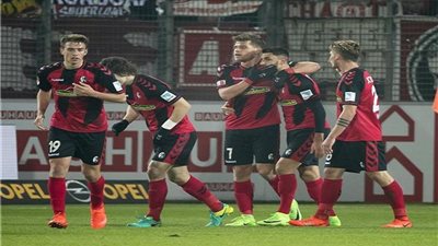 فرايبورج يقتنص نقطة من هامبورج في الدوري الألماني