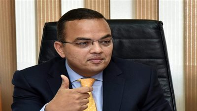 الرئيس التنفيذي للهيئة العامة الاستثمار ينفي إستقالته