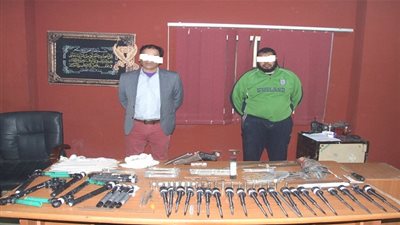 التفاصيل الكاملة لضبط تشكيل عصابي يقوده منتحل صفه ضابط بالدرب الأحمر  