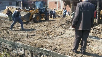 إزالة حالة تعدي على الأراضي الزراعية بدمياط (صور)