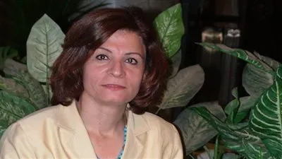 نور الهدى ذكي: عندما يمر نجلي 