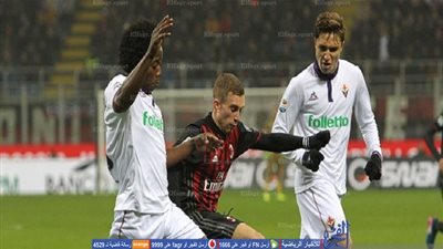 شاهد - نجم فيورنتينا يهدر فرصة غريبة أمام مرمى ميلان (فيديو)