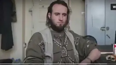 أول فيديو للداعشي الفرنسي بعد القبض عليه قرب مدينة الباب السورية