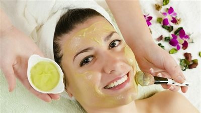 تعرفي على الطريقة الصحيحة لاستعمال الأقنعة الطبيعية!