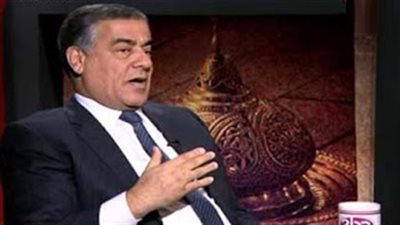 وكيل الرقابة الإدارية سابقا: المواطن سمح بانتشار الرشوة (فيديو)