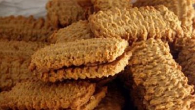 طريقة عمل بسكويت النشادر