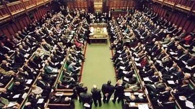 البرلمان البريطاني يناقش زيارة ترامب الرسمية