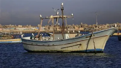 البحرية الإسرائيلية تعتقل خمسة صيادين في قطاع غزة