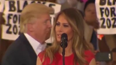 ميلانيا ترامب ترتعش عندما لمسها زوجها خلال إلقائها خطاب بفلوريدا 