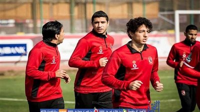 الأهلي يكثف جهوده لإنهاء أزمة أحمد حمودي