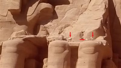 برعاية الآثار 