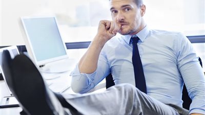 5 تقنيات علاجية للتخفيف من الشدة النفسية في العمل !