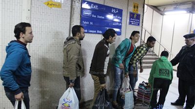 ضبط نحو 25 متسولًا في حملة أمنية بالمترو (فيديو وصور) 