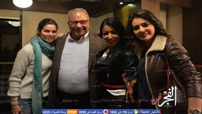 عايدة رياض ويسرا اللوزي ودينا فؤاد يرفعن شعار 