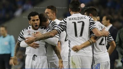 أليجري يشيد بـ