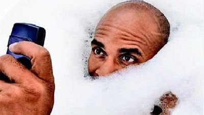 احذر.. استخدام المحمول داخل دورة المياه يعرض حياتك للخطر !