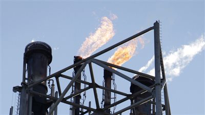 أهم أخبار إيران اليوم.. طهران تسابق السعودية في استخراج النفط من حقل مشترك