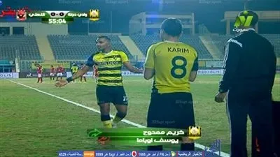 ميدو يحتوي غضب أوباما عقب تبديله أمام الأهلي (فيديو)