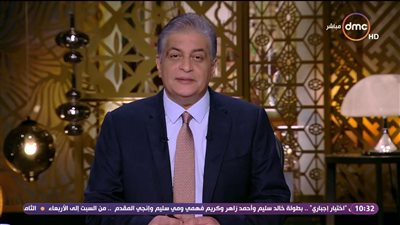 أسامة كمال: 