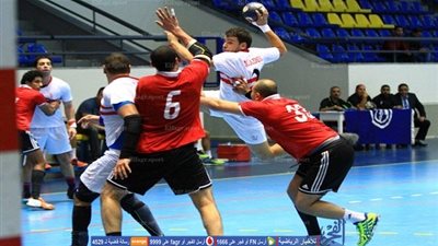  الأهلي يخطف الزمالك 20-19 بقمة دوي اليد