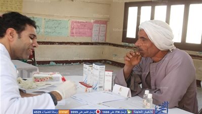 منسق القوافل الطبية بالفيوم: أجهزة المحافظة تحركت لتسهيل عمل قافلة اليوم