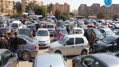 تجار: تعويم الجنيه 