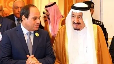 المونيتور: المصالح المتبادلة تكسر الجمود بين مصر والسعودية