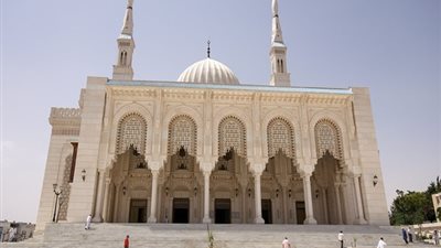 هل كانت المساجد في عهد رسول الله صلى الله عليه وسلم تقفل ؟