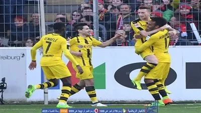 دورتموند يعبر فرايبورج بثلاثية ويحتفظ بالمركز الثالث في الدوري الألماني