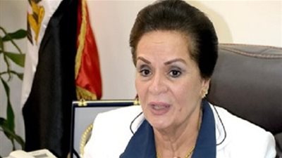 نادية عبده: 