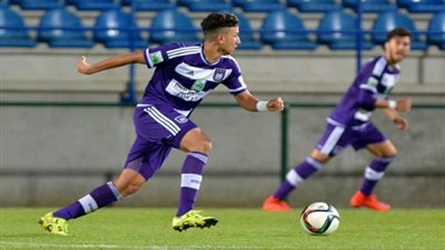 وردة مع باوك من أجل القمة.. وتريزيجيه يقود موسكرون لتفادي الهبوط