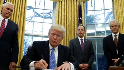 وزير إسرائيلى: ترامب يفتح طريق جديد للسلام بين إسرائيل والسنة