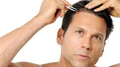 تعرف على اساب ظهور الشعر الأبيض مبكراً 