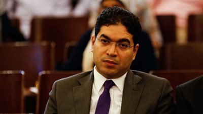 برلماني عن طلب نائب زيادة مدة الرئاسة: 