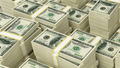 تعرف على أعلى سعر للدولار في البنوك والسوق السوداء