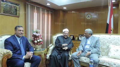 مفتى الجمهورية يلتقى بمدير أمن البحيرة ويثنى على جهوده (صور)