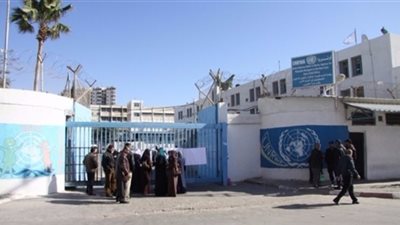 إسرائيل تطالب أونروا بإقالة أحد العاملين بها بسبب عضويته في حماس