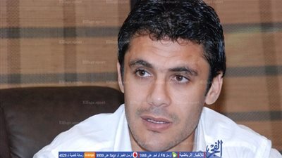 منصور يشن هجوما عنيفا على أحمد حسن وعضو مجلس إدارة الزمالك السابق