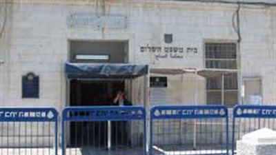 محكمة إسرائيلية تقضي بالسجن والغرامة على 6 أسرى فلسطينيين