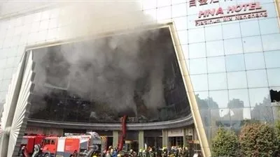 القبض على 7 لصلتهم بحادث اندلاع حريق في فندق بالصين